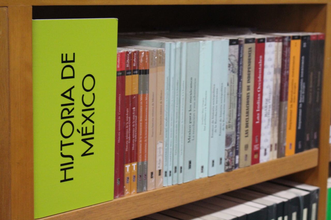 Exhiben librerías Educal textos de escritores tlaxcaltecas